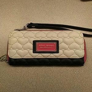 Betsey wallet