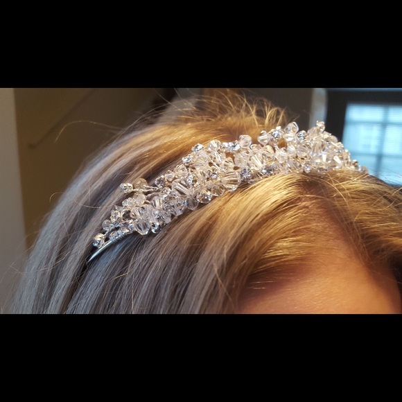 Mid Height Tiara with Crystals main image 4
