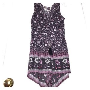 A never worn American Eagle romper