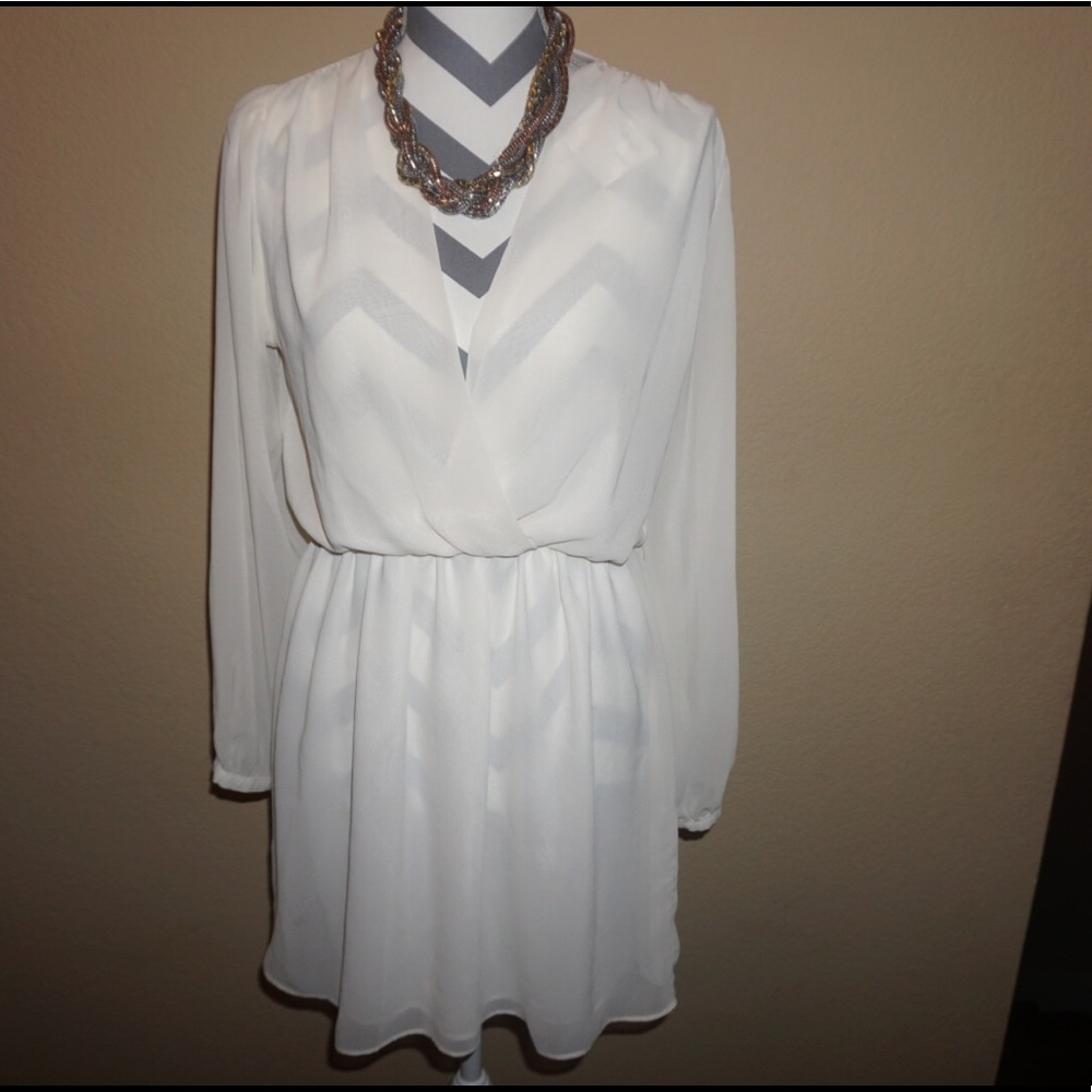 TOPSHOP Wrap Dress! Currently Sold Out online.