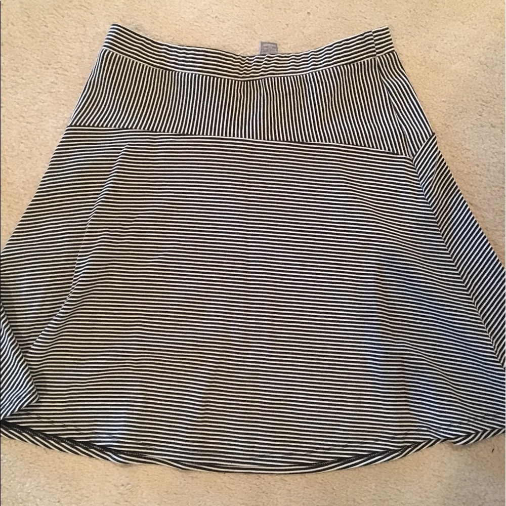 NWT New York Collection skirt!