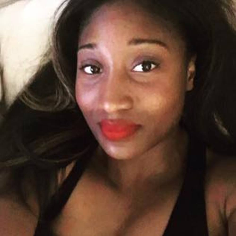 Meet your Posher, Alesha