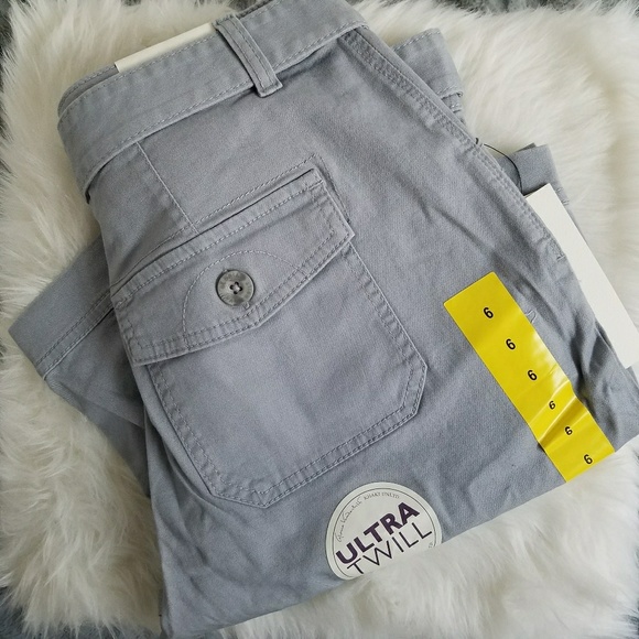 gloria vanderbilt khaki unltd shorts
