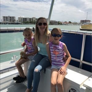 Meet your Posher, Jennifer