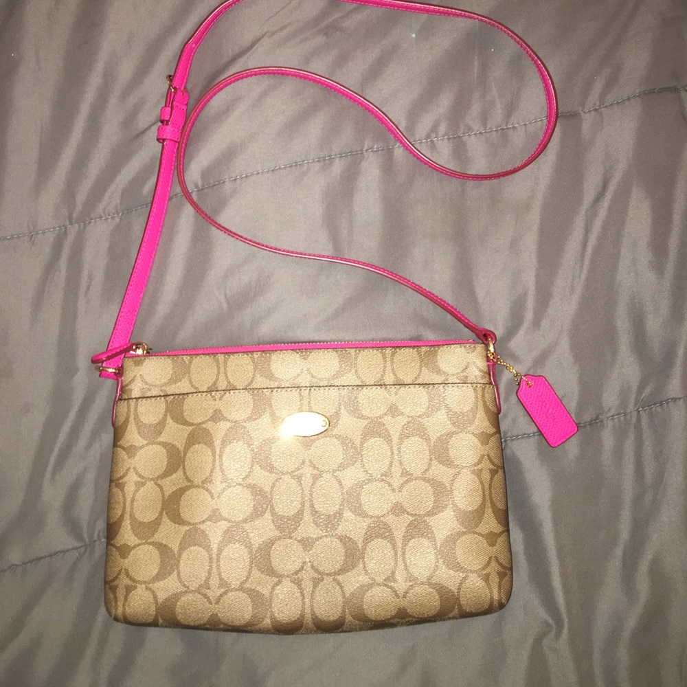 Authentic coach cross body