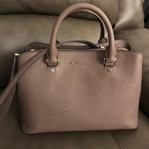 MICHAEL Michael Kors Savannah Medium Satchel