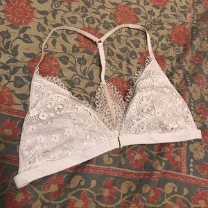 VS Triangle Front Close Bralette