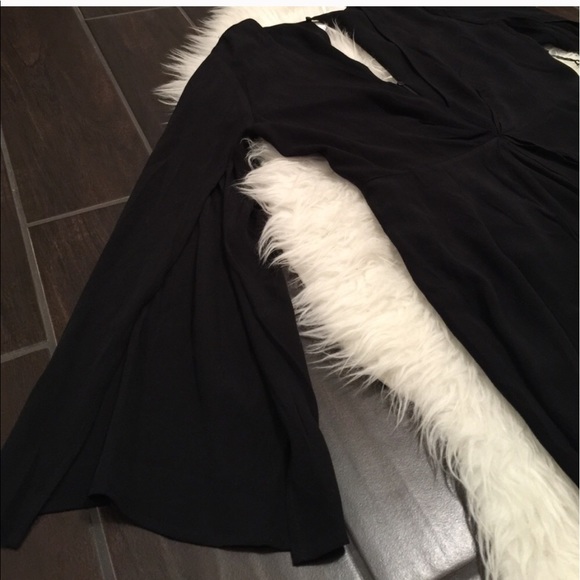 ASTR NWT black romper Large - Picture 3 of 5