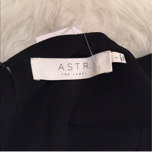 ASTR NWT black romper Large - Picture 4 of 5