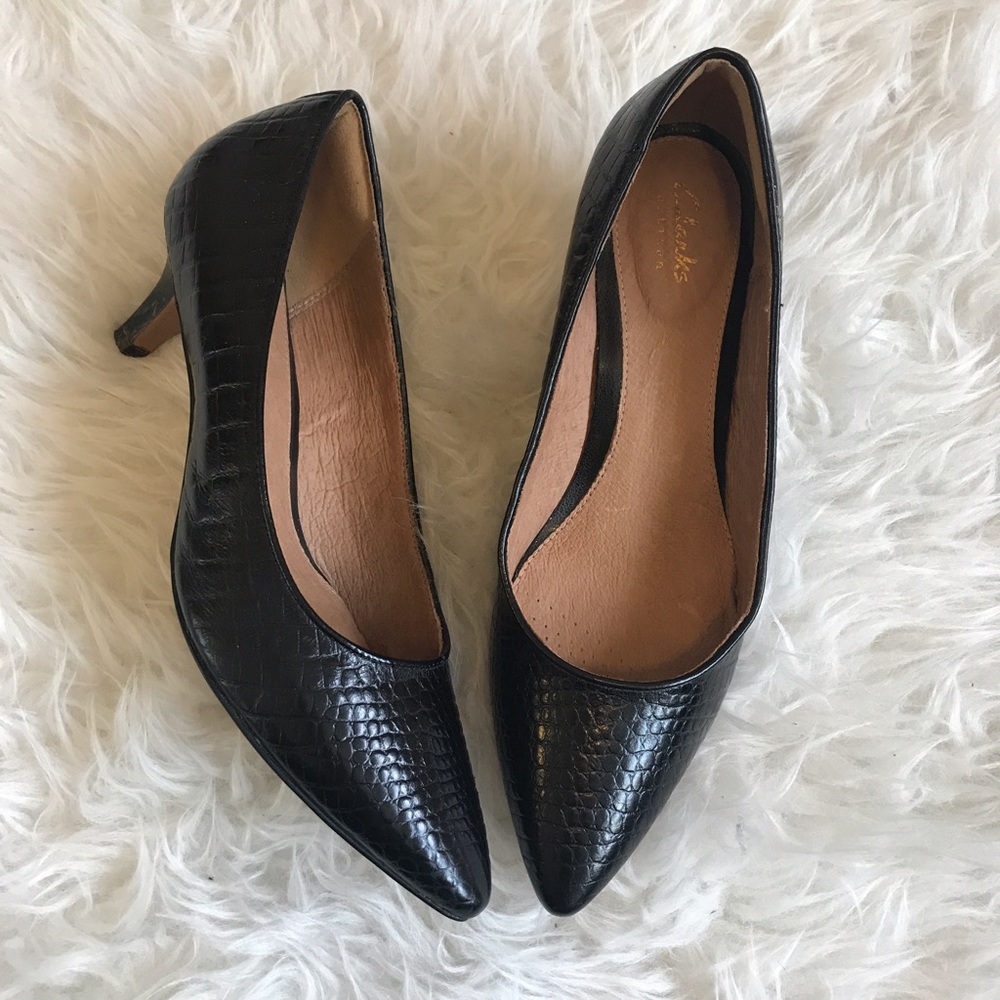 Clark's Sage Copper Crocodile Leather Pump - Picture 2 of 8