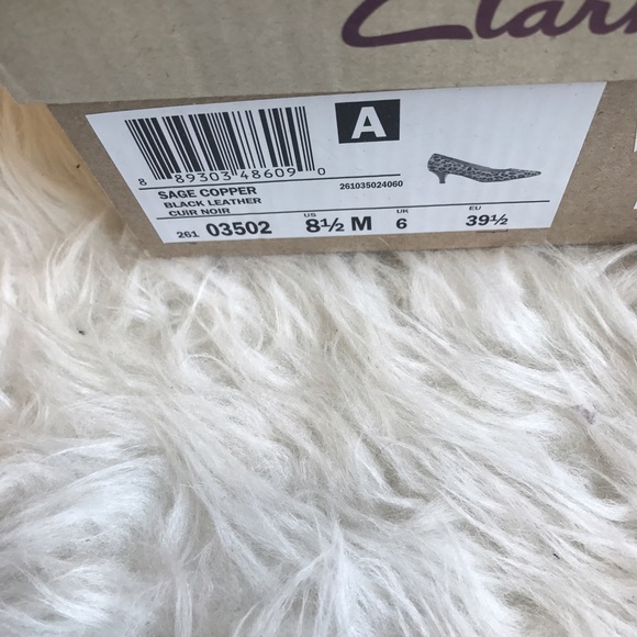 Clark's Sage Copper Crocodile Leather Pump - Picture 8 of 8