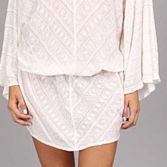 Vitamin A Off-White Caftan Tunic NWT - Picture 2 of 2