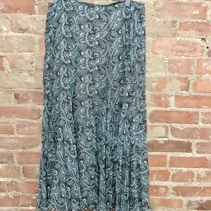 •Paisley Print Skirt•