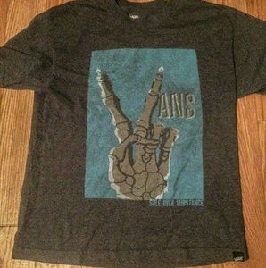 vans mens shirt medium