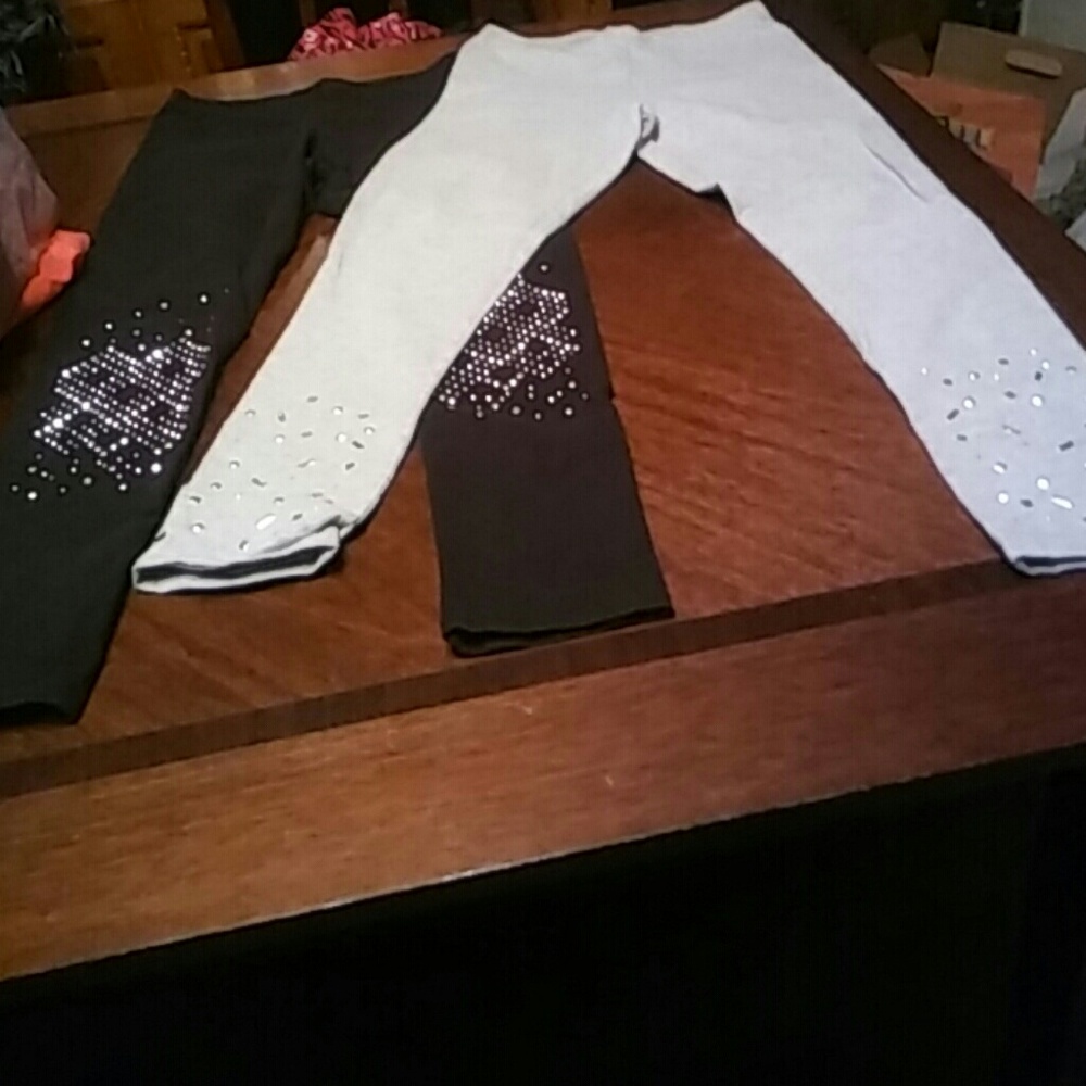 Girls Studded leggings