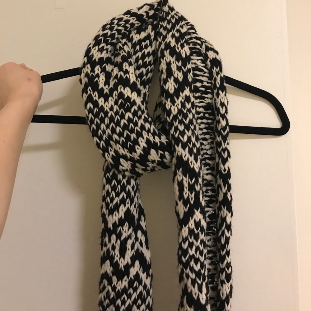 Isabel marant x hm collection scarf