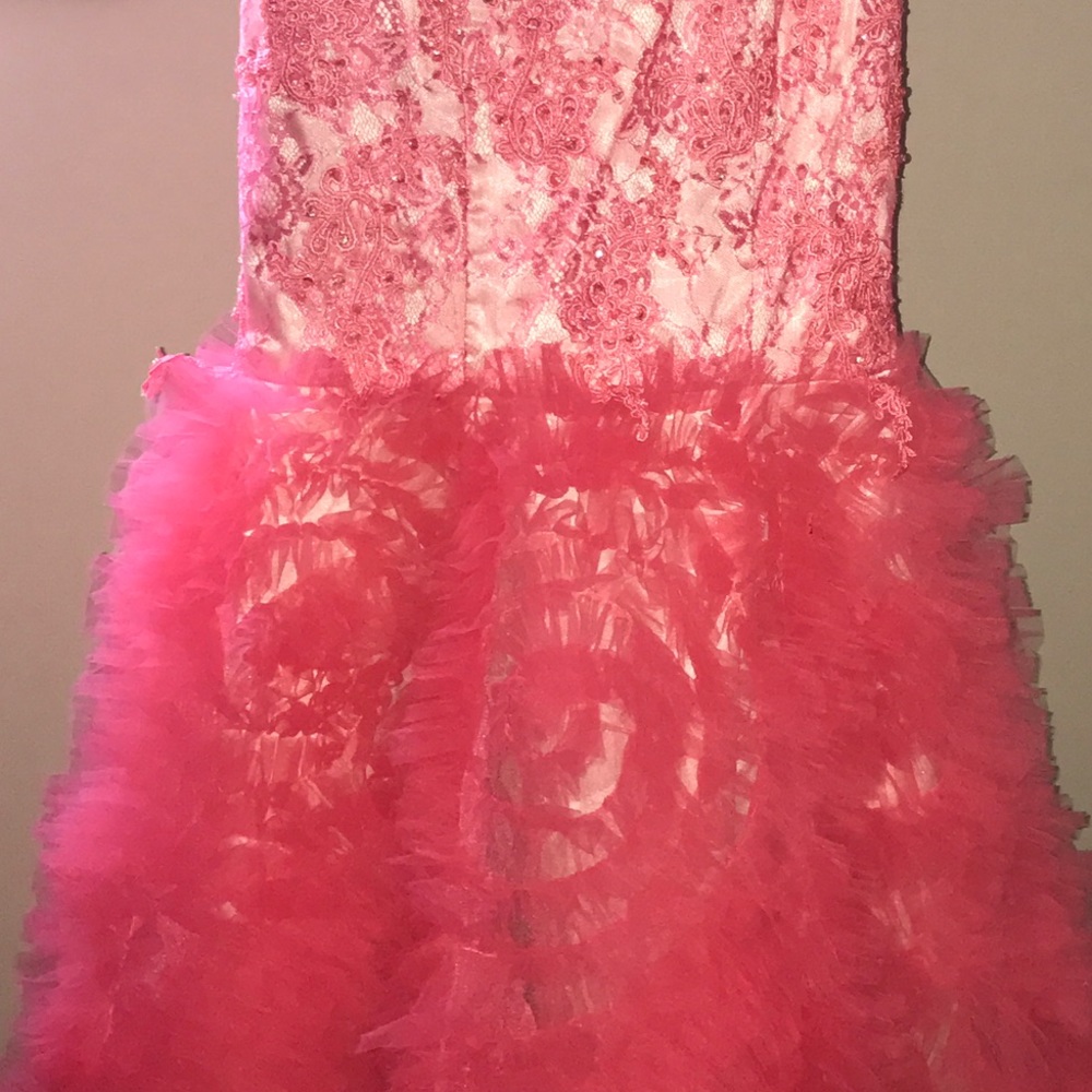Dress - Picture 3 of 4