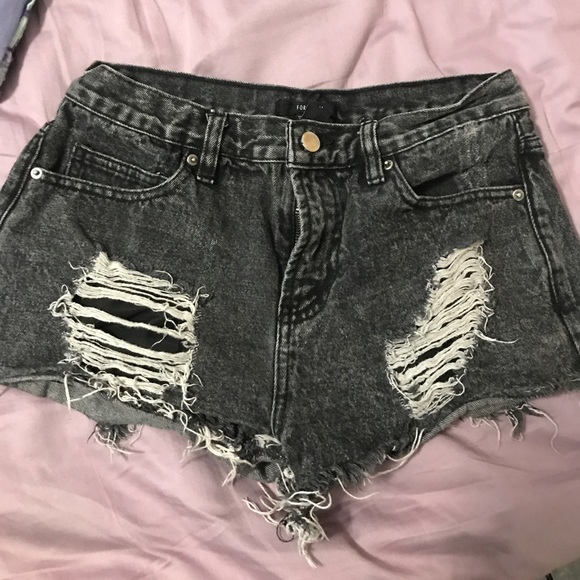 Black forever 21 jean shorts - Picture 1 of 2