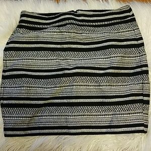 **MOVING SALE **LOFT skirt.