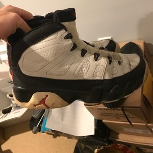 Retro 9 beaters size 10.5