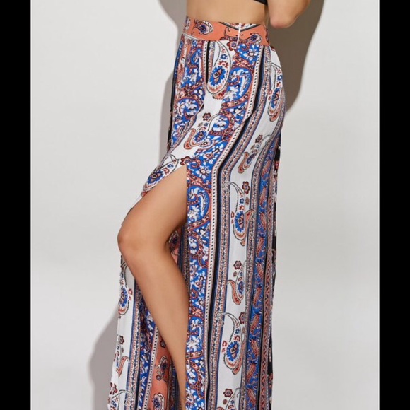  High Slit Maxi Skirt - Picture 2 of 7