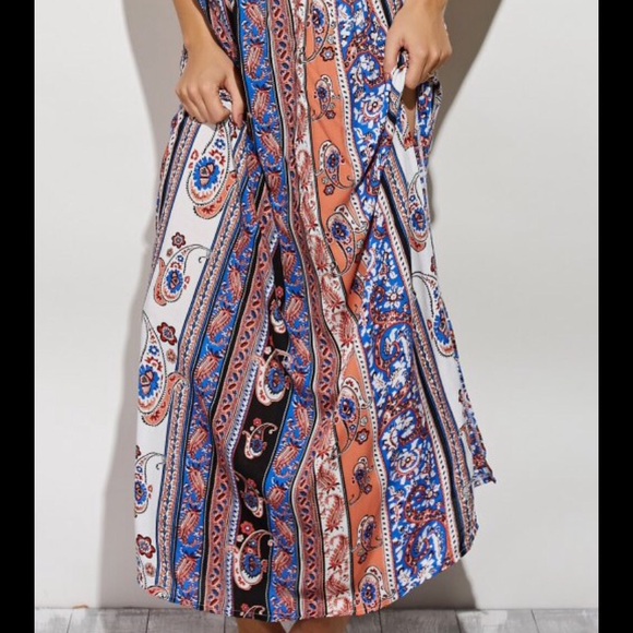  High Slit Maxi Skirt - Picture 3 of 7