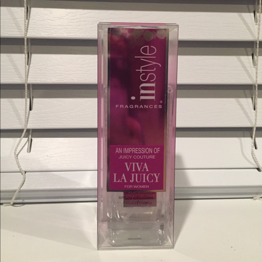 Impression of Juicy Couture spray cologne