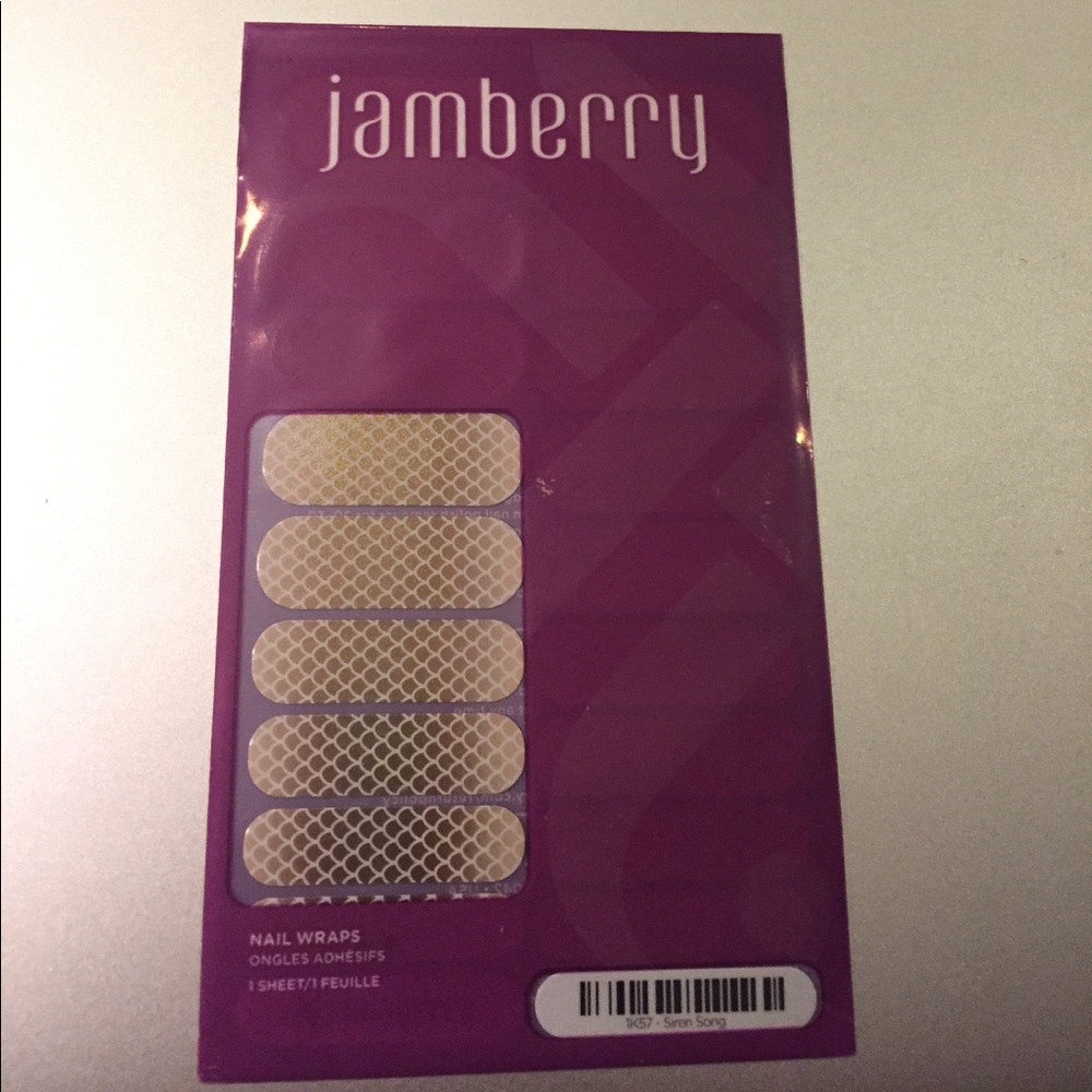 Jamberry Nail Wraps in Siren Song