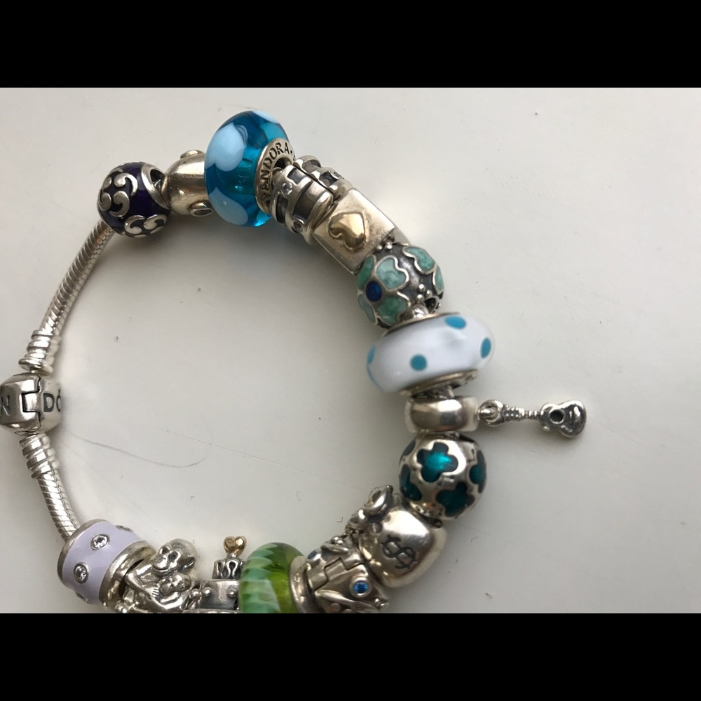 Authentic Pandora bracelet set with charms - Picture 2 of 6