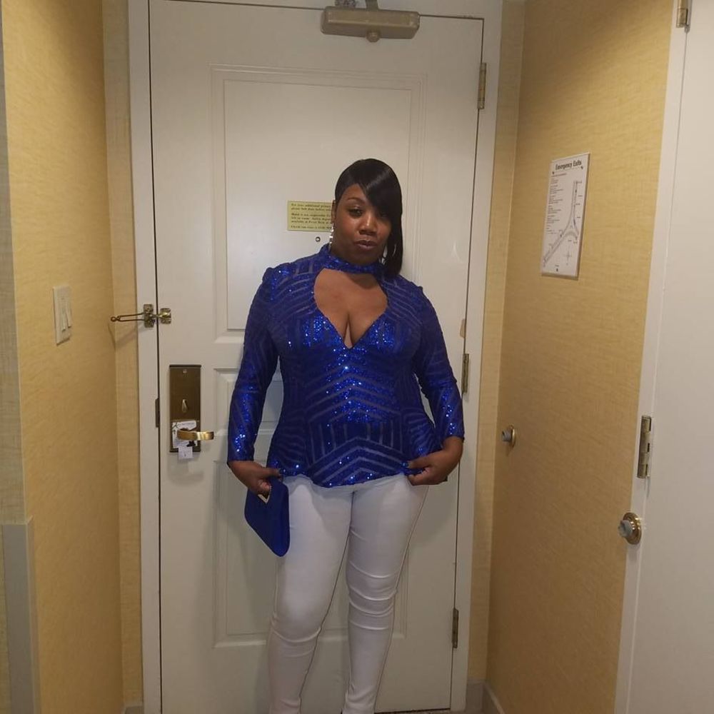 Meet your Posher, Naomi