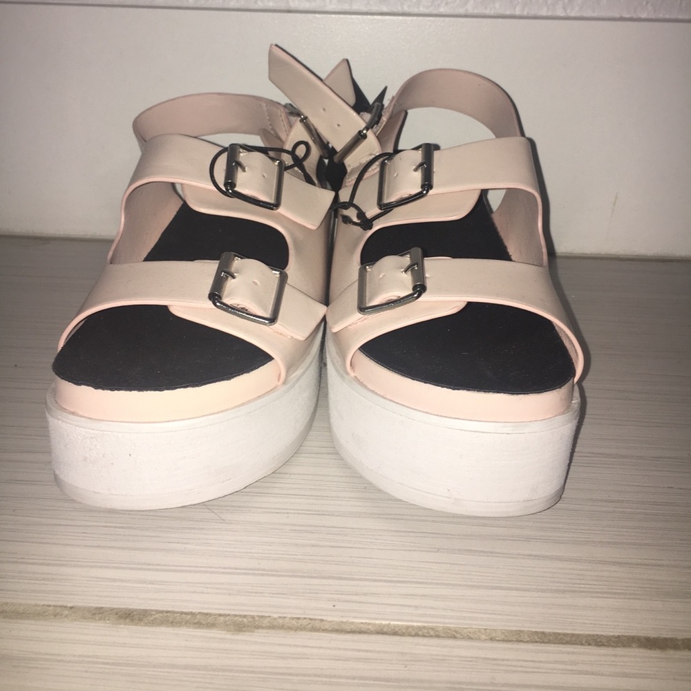 Platform Sandals // Forever 21