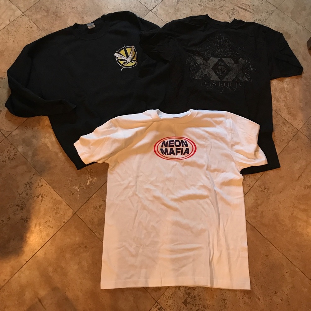 2 shirt bundle sweatshirt unavailableextra 25% off