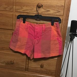 Old navy plaid shorts