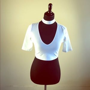 White Crop Top with Collar and Open Back