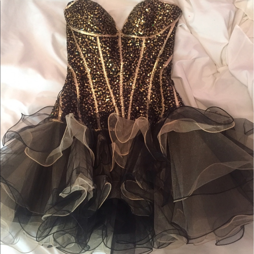 Sherri Hill sequin cocktail dress