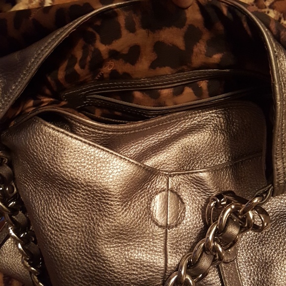 B. Makowsky handbag