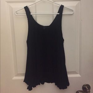 Flowy Black Tank Top 🖤