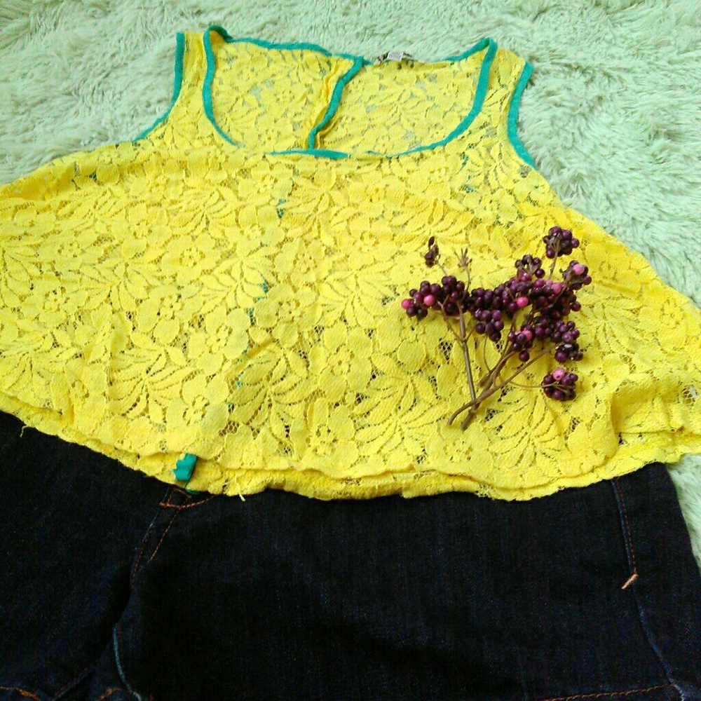 Yellow Lace Crop