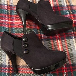 Super cute and comfortable Unlisted bootie heels.