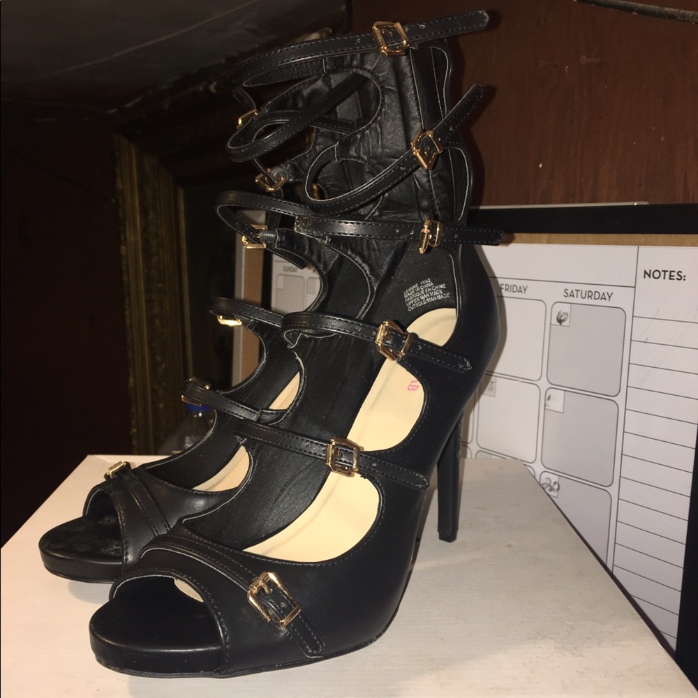 Just Fab LeAnne Single Sole Black Heel