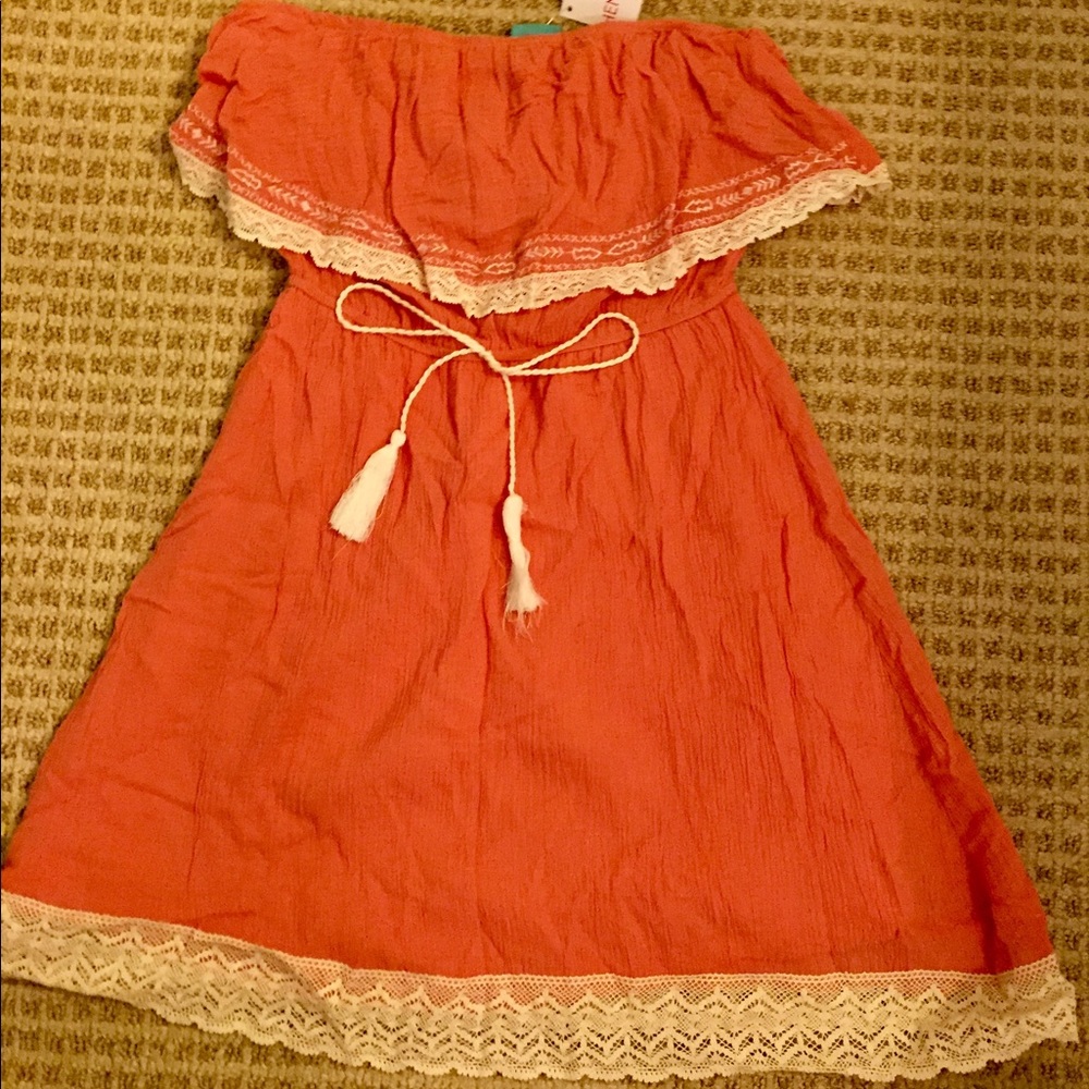 Orange strapless Flying Tomato dress! New with tag