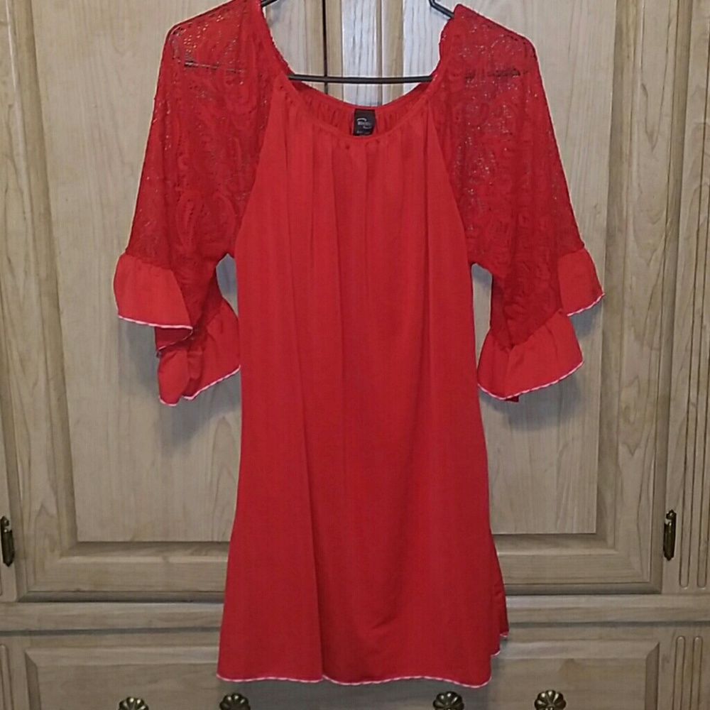 Red long lace top