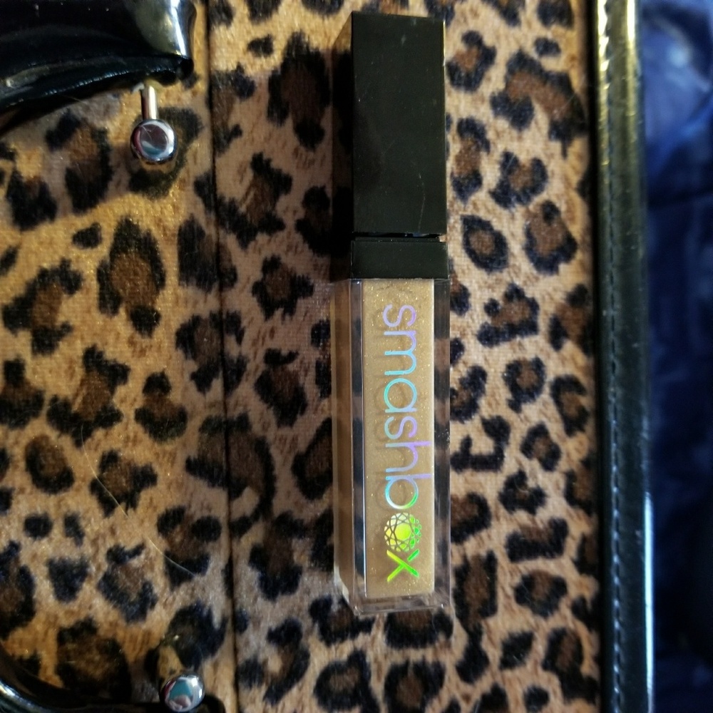 Smashbox Be Legendary lip gloss in Gilt