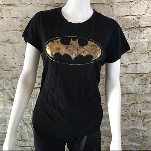 Hot topic black Batman graphic tshirt
