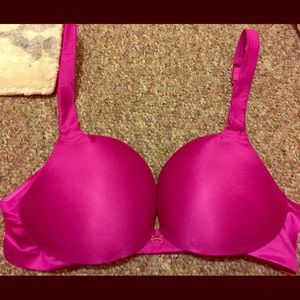 Victoria Secret Bra Like New