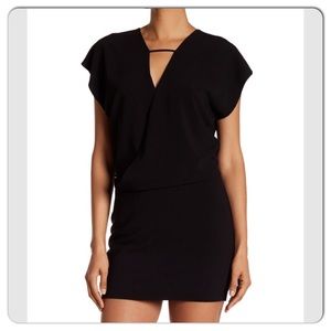 NWT Halston Heritage Cap Sleeve Crepe Black Dress