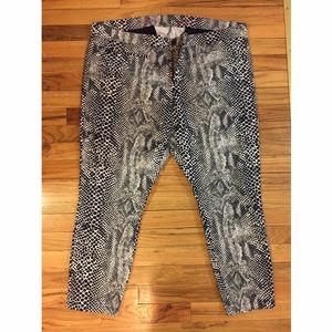 GAP python / snake print khaki pants