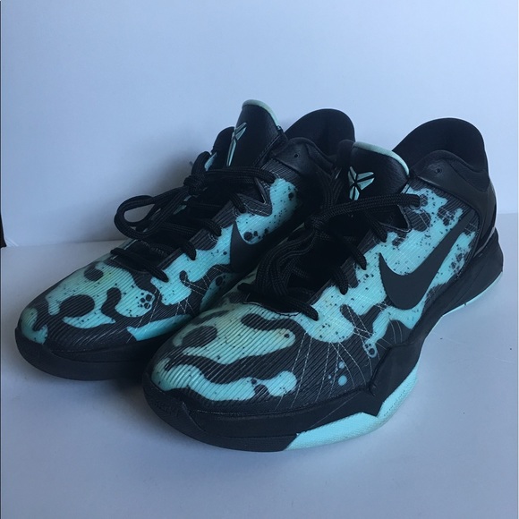 poison frog kobe 7