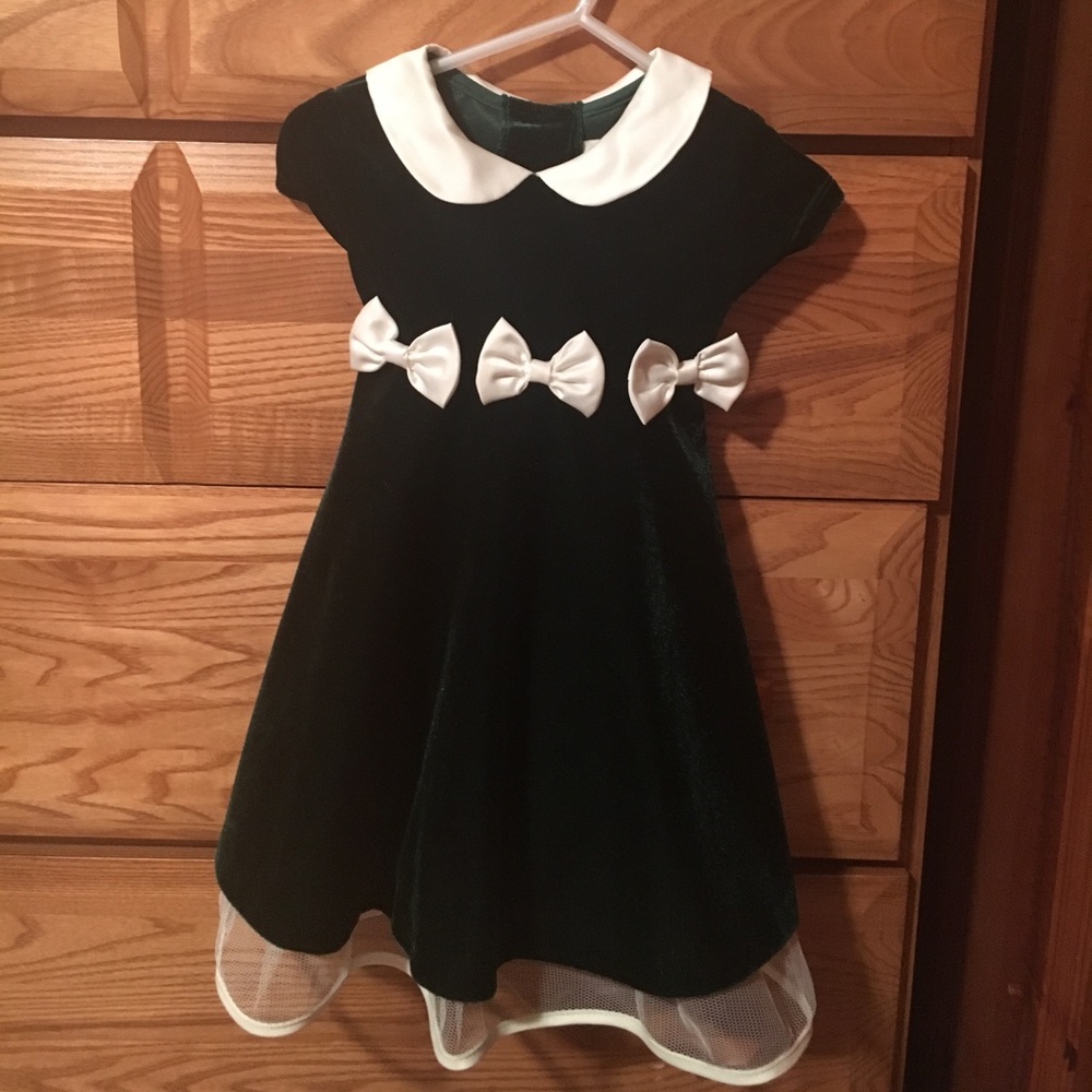 Little girls dress