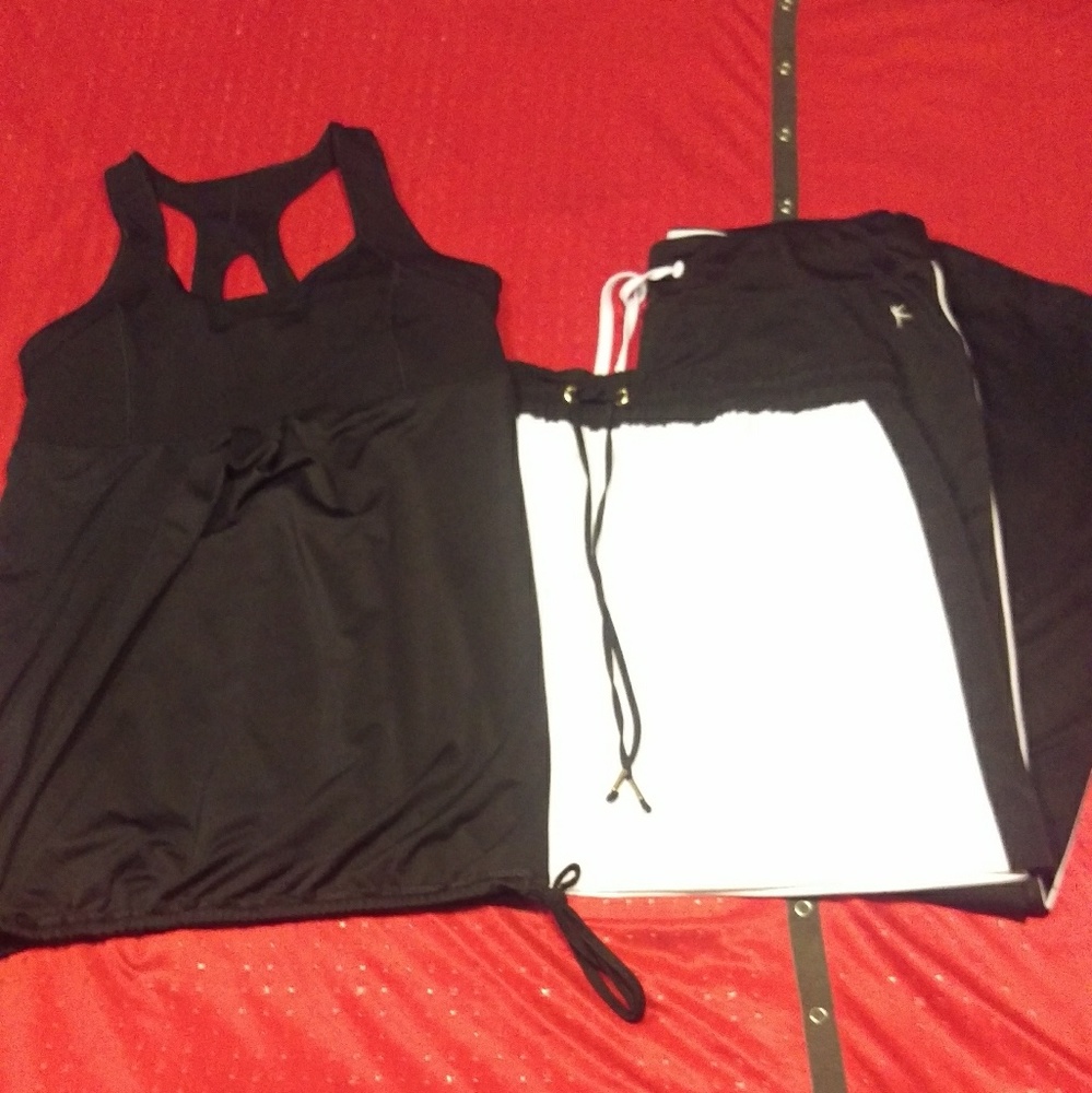 MOVING SALE!  Workout Skirt